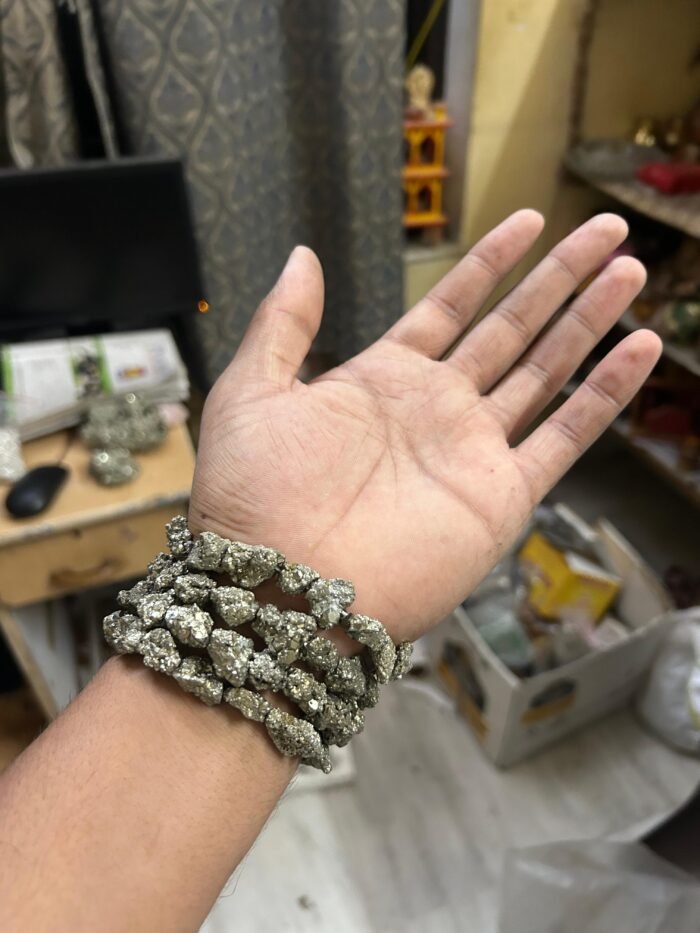 Pyrite chips bracelet - Image 1