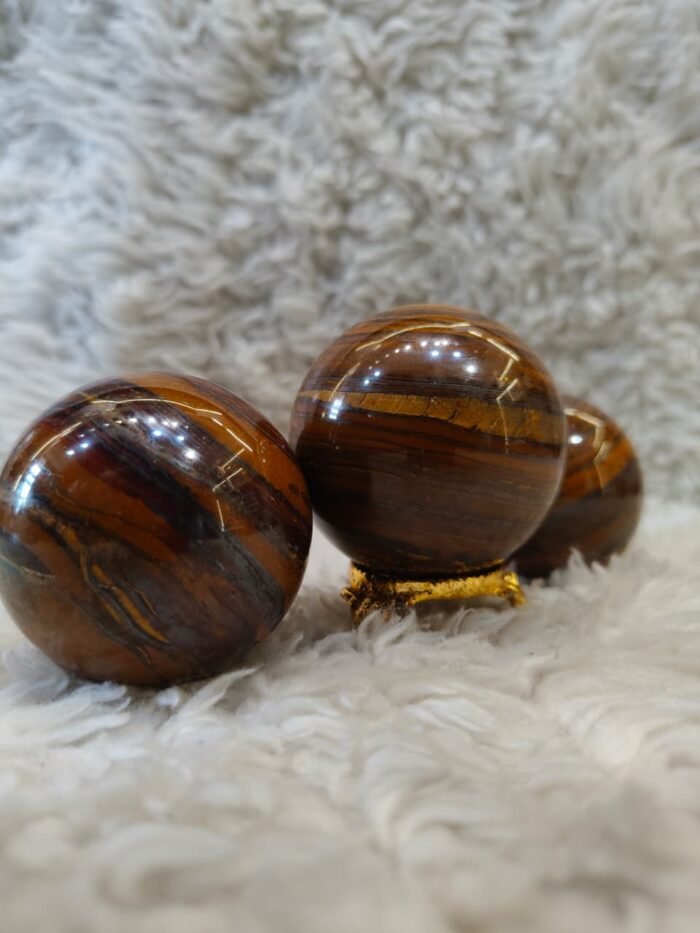 Tiger eye - Image 1